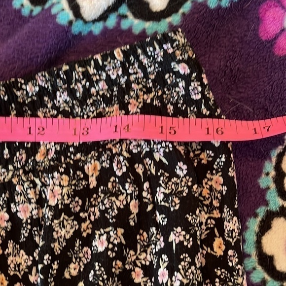Hippie Rose Women’s Floral Skirt Size XL NWOT - Picture 4 of 5